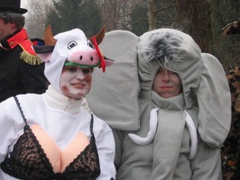 Elefant und die Milchkuh